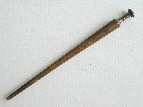 Bone hairpin from the Ming Dynasty – (8672)